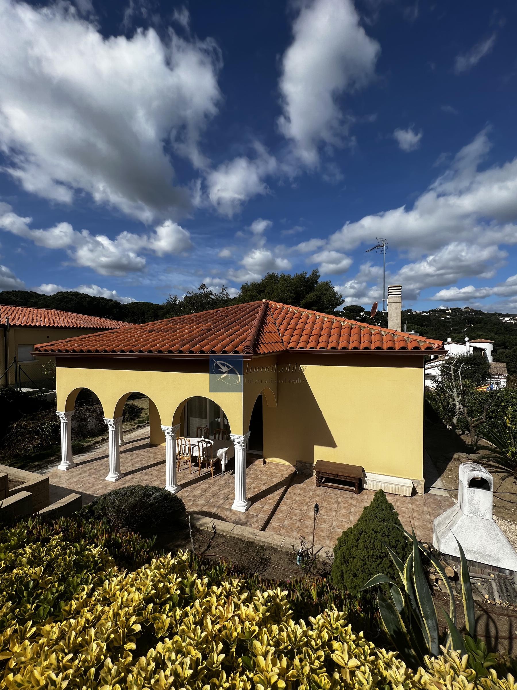 For sale of house in Calonge