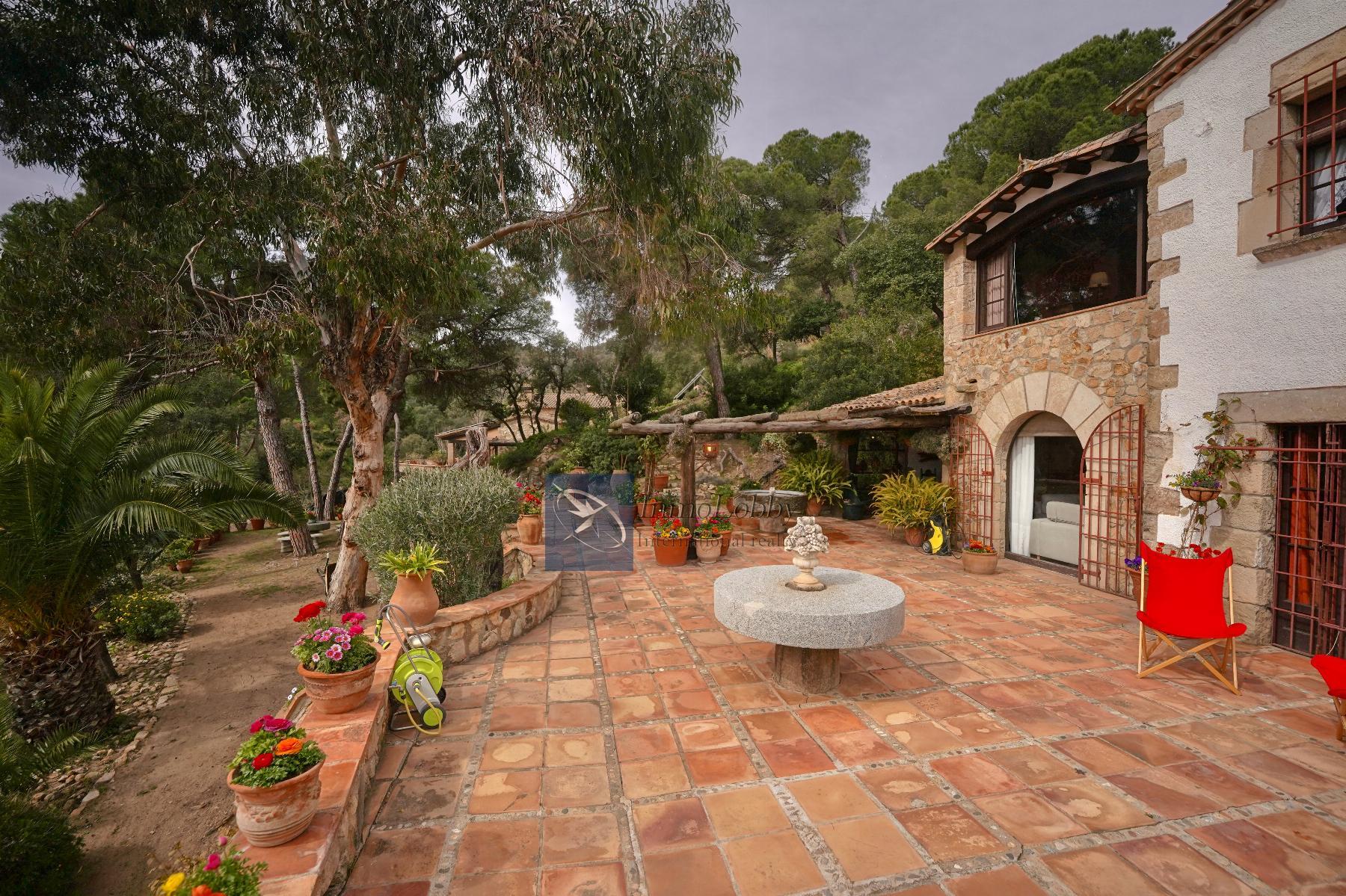 For sale of house in Castell d´Aro