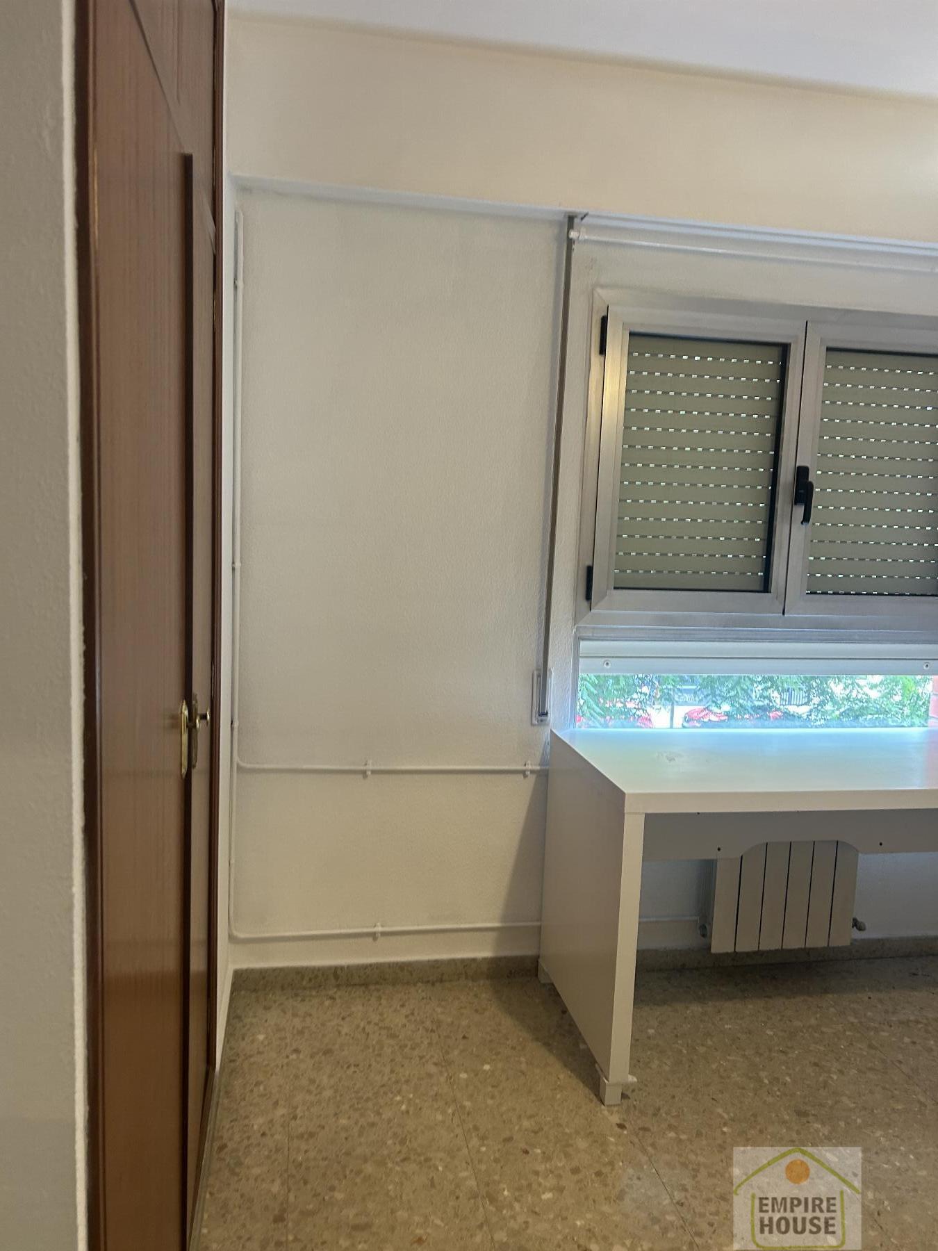 For rent of flat in Valencia