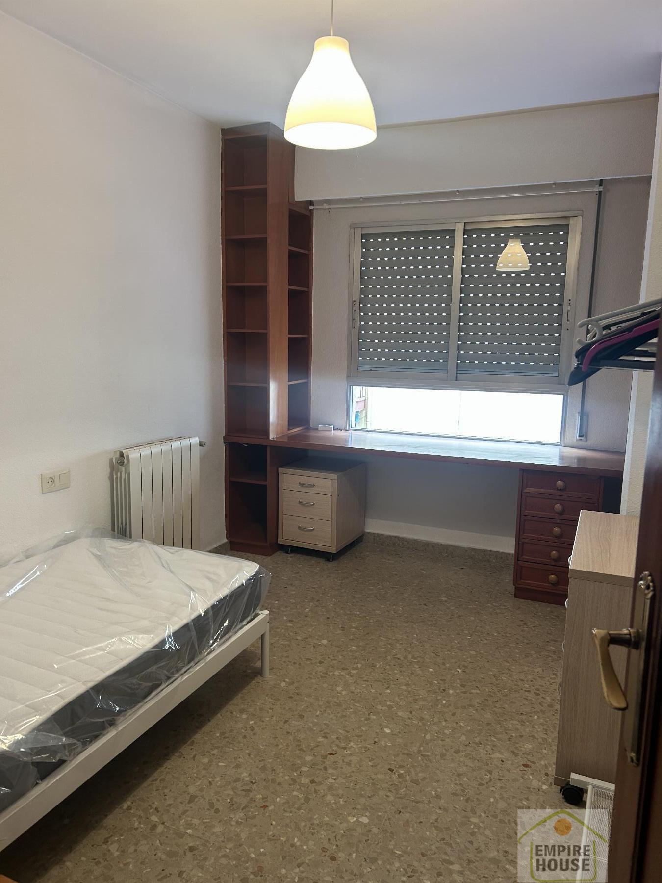 For rent of flat in Valencia