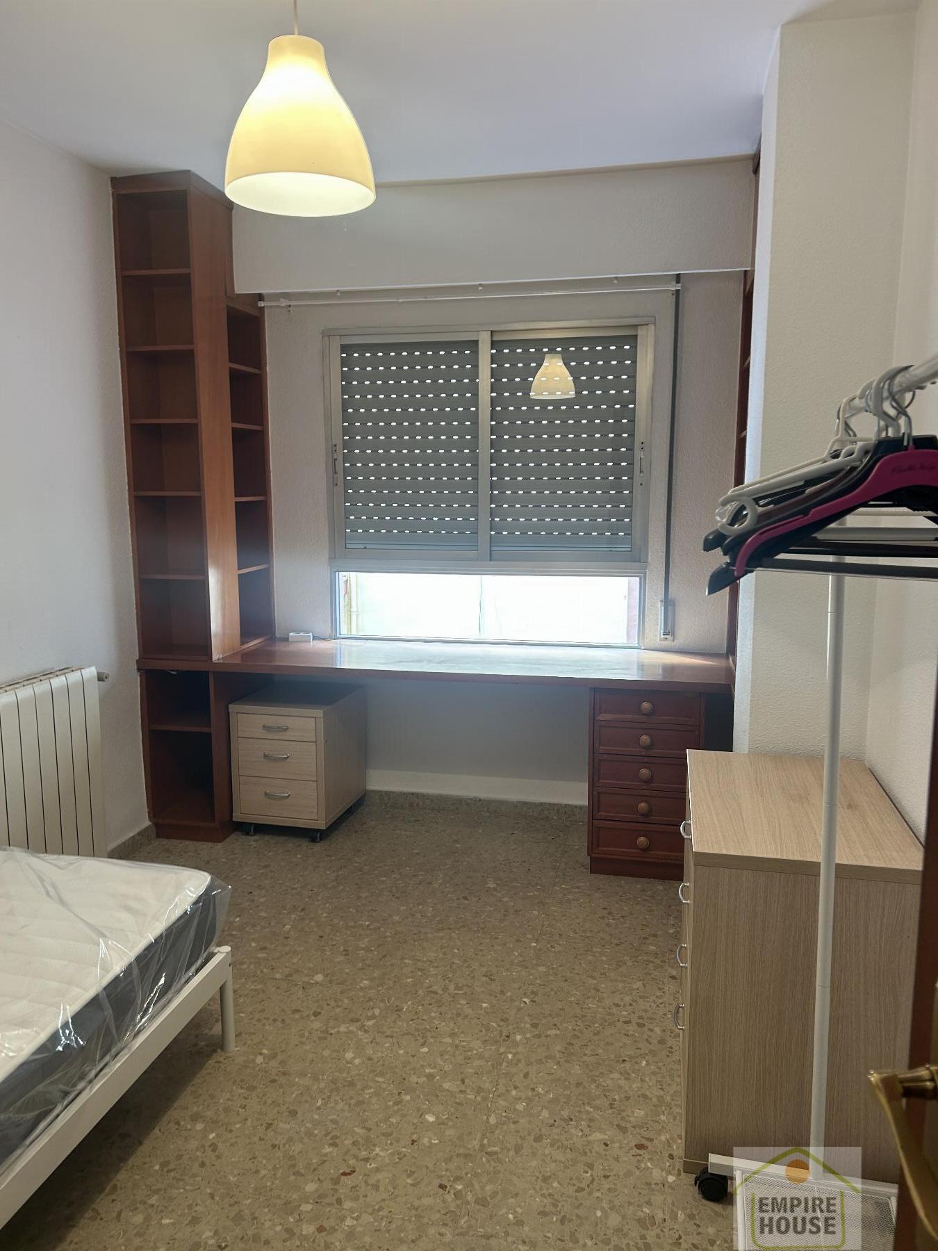 For rent of flat in Valencia