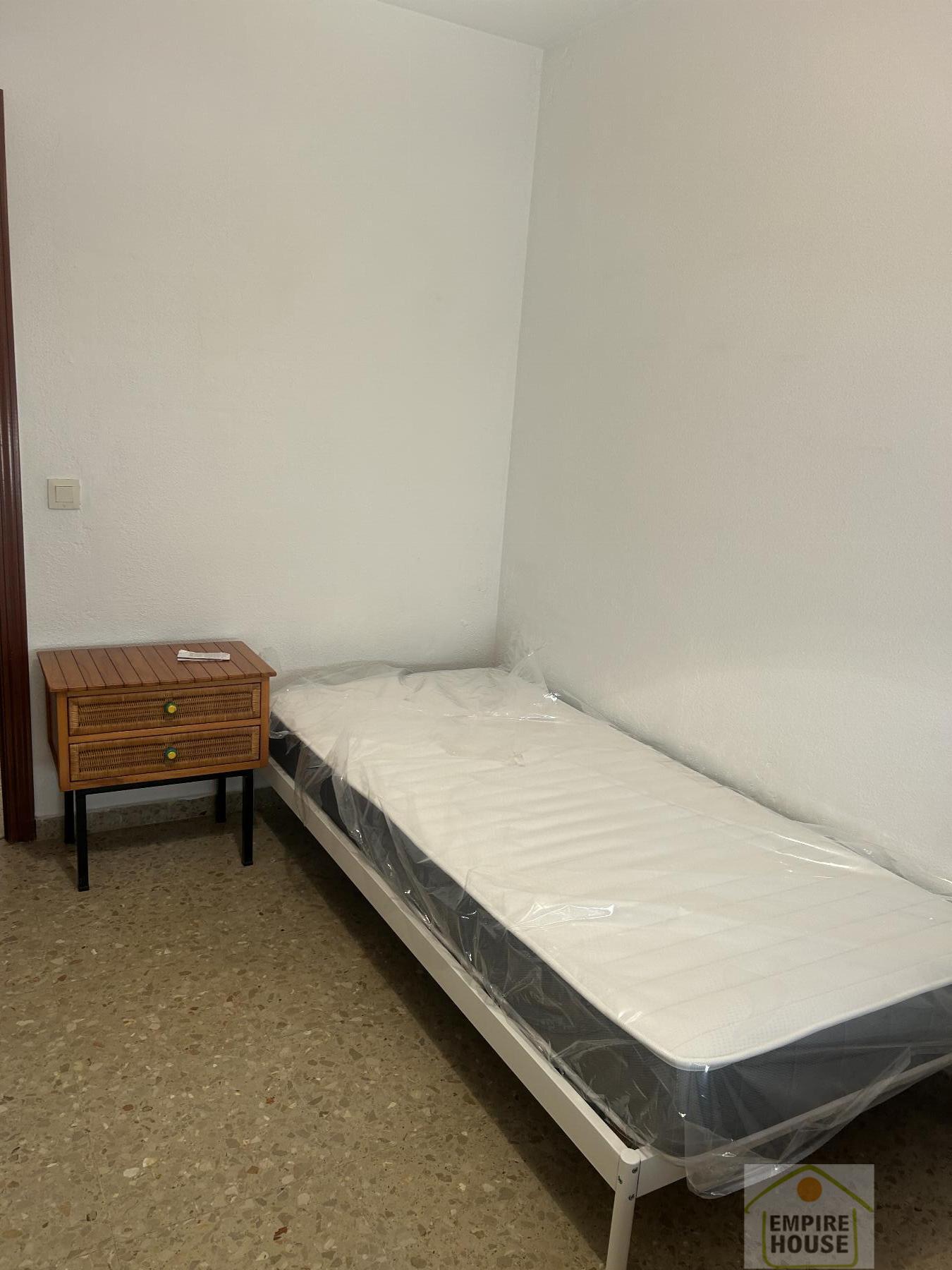 For rent of flat in Valencia