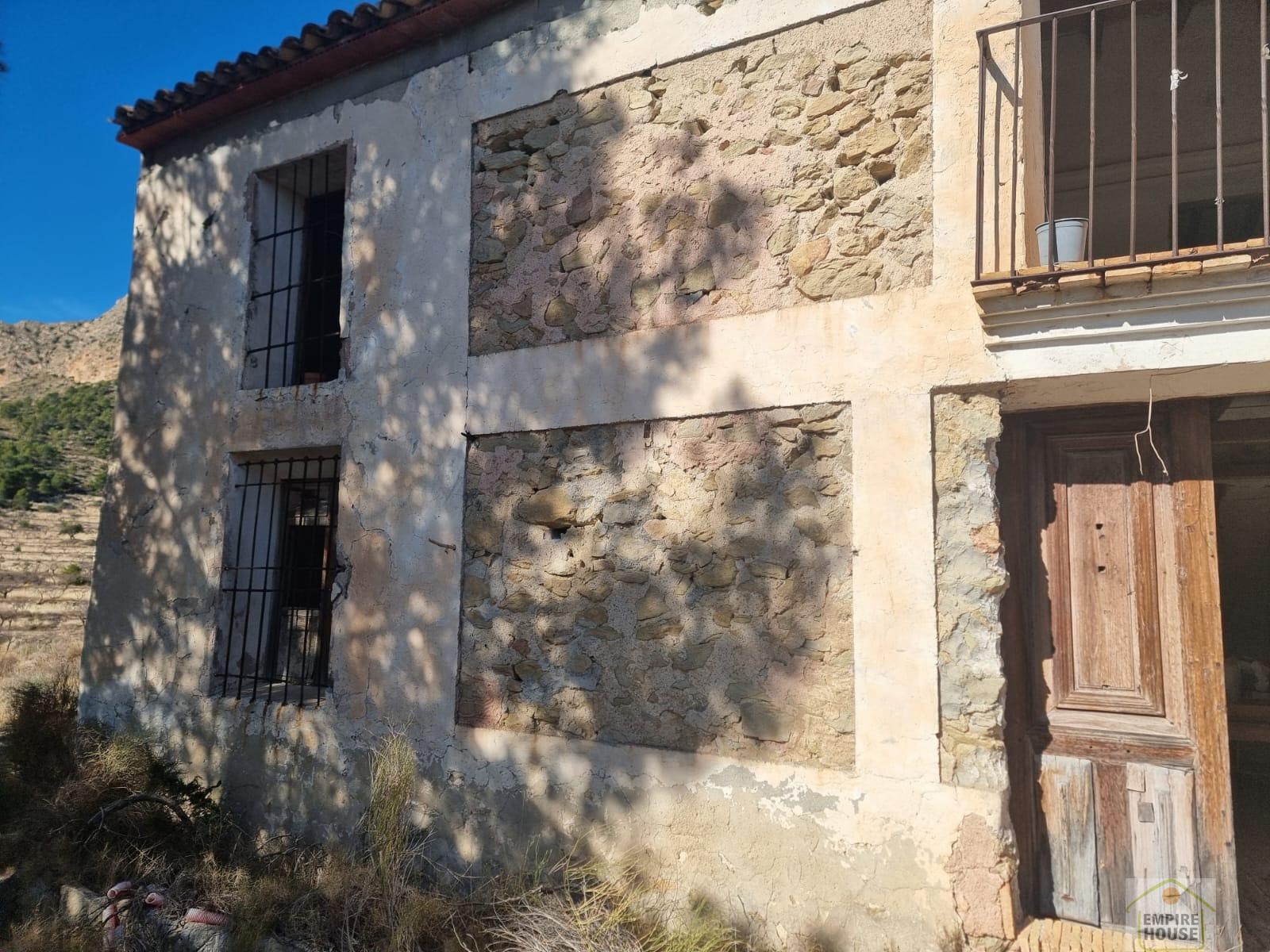 For sale of rural property in Alicante