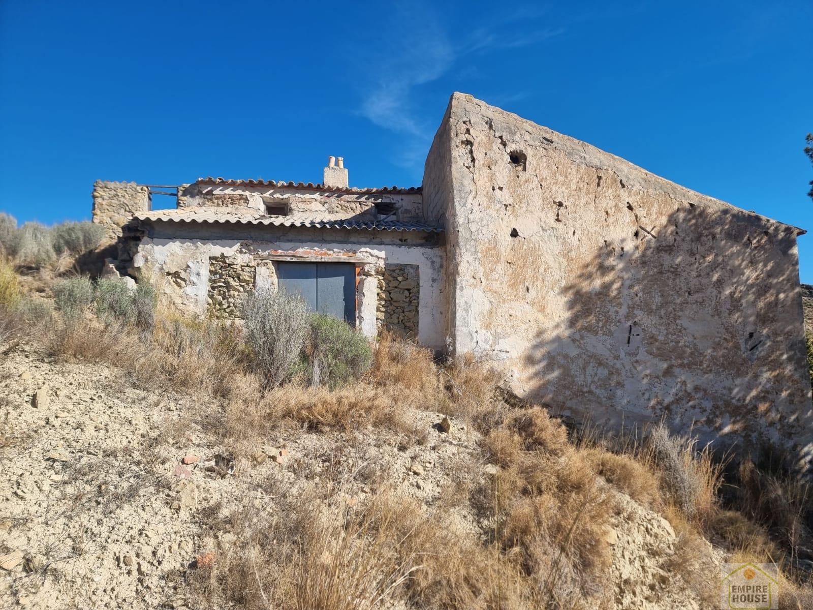 For sale of rural property in Alicante