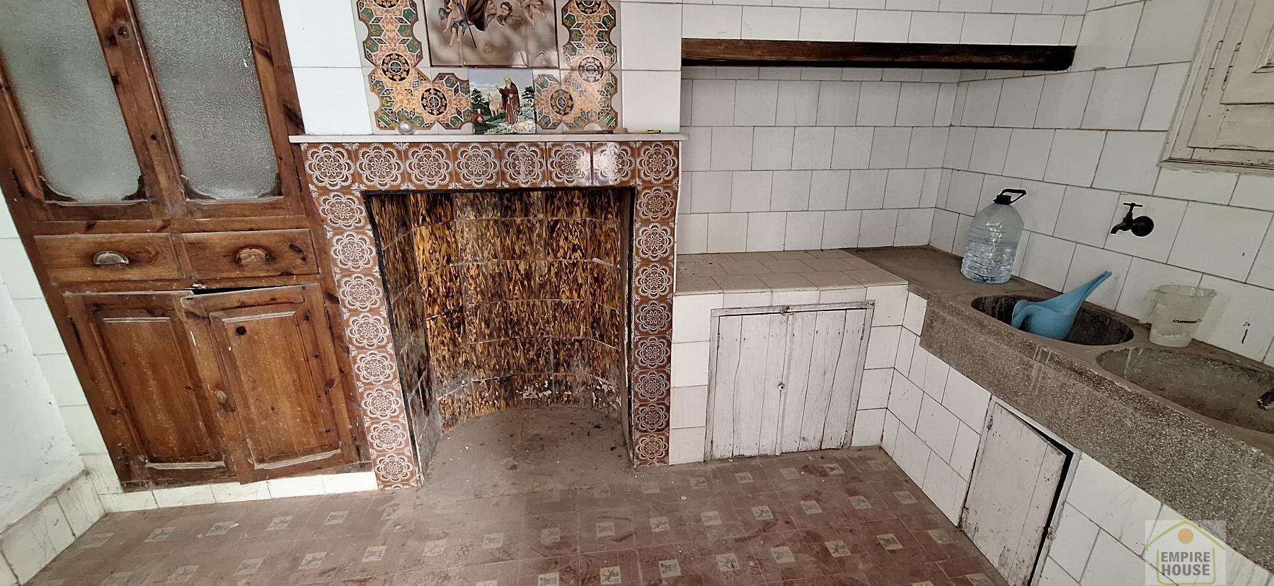 For sale of building in Algemesí