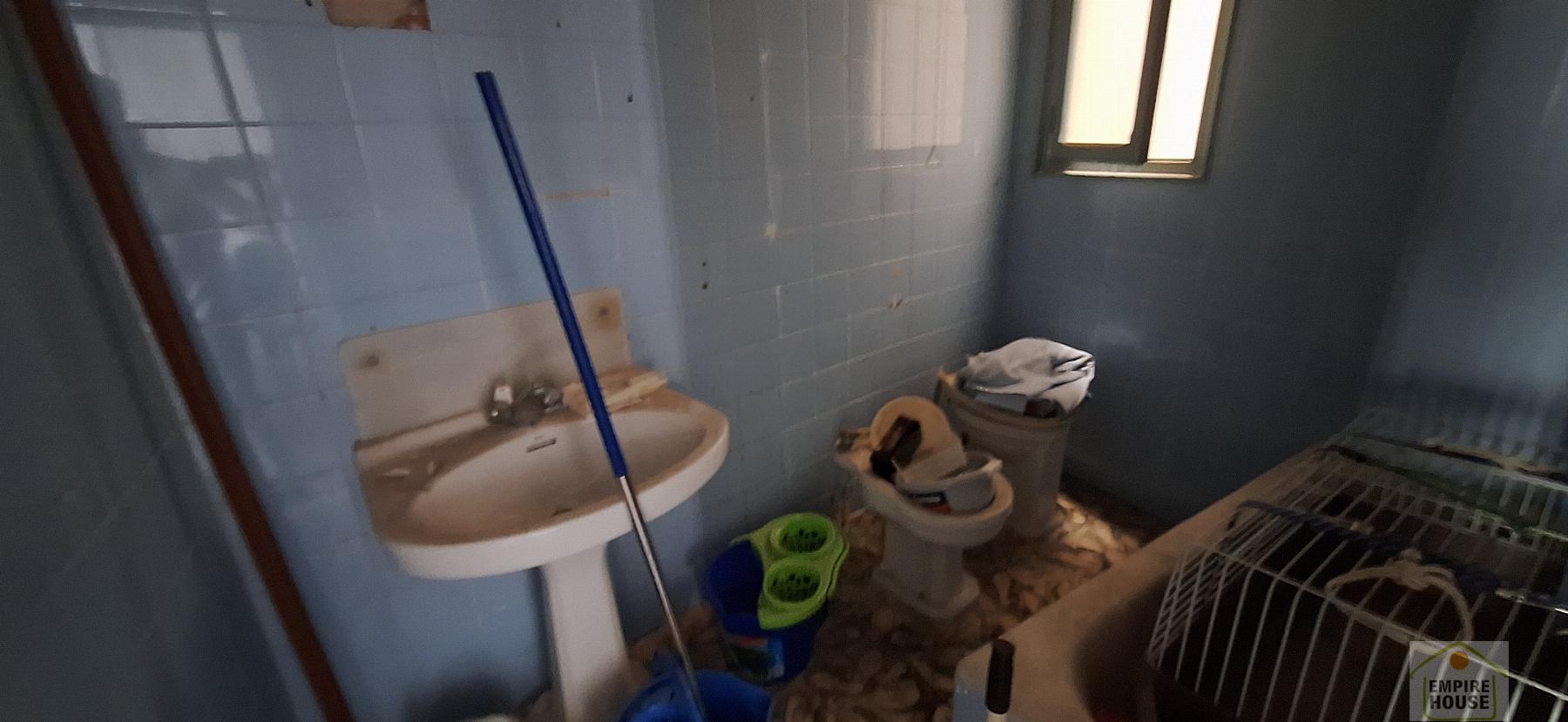 For sale of building in Algemesí
