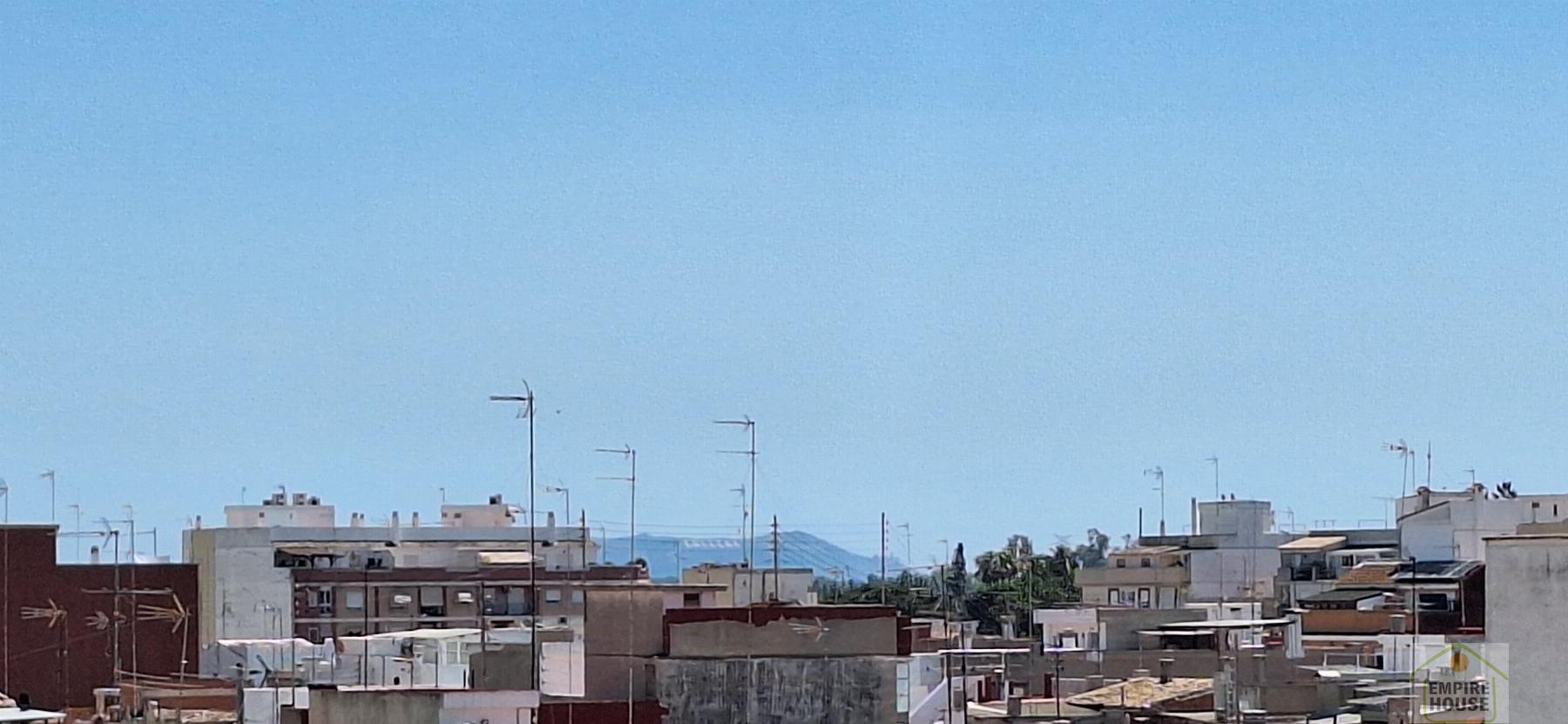 For sale of building in Algemesí