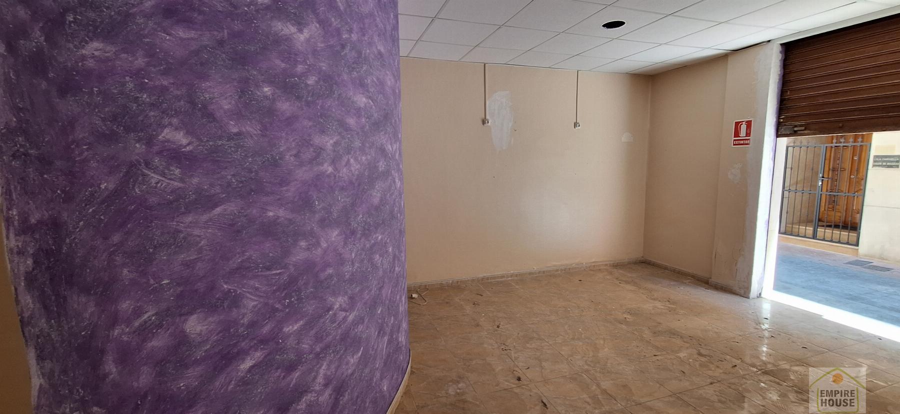 For sale of building in Algemesí