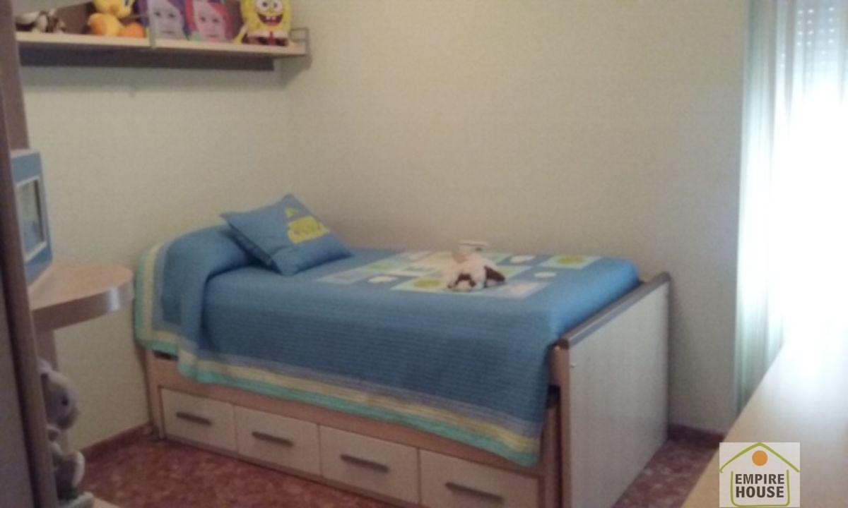 For sale of flat in Alzira