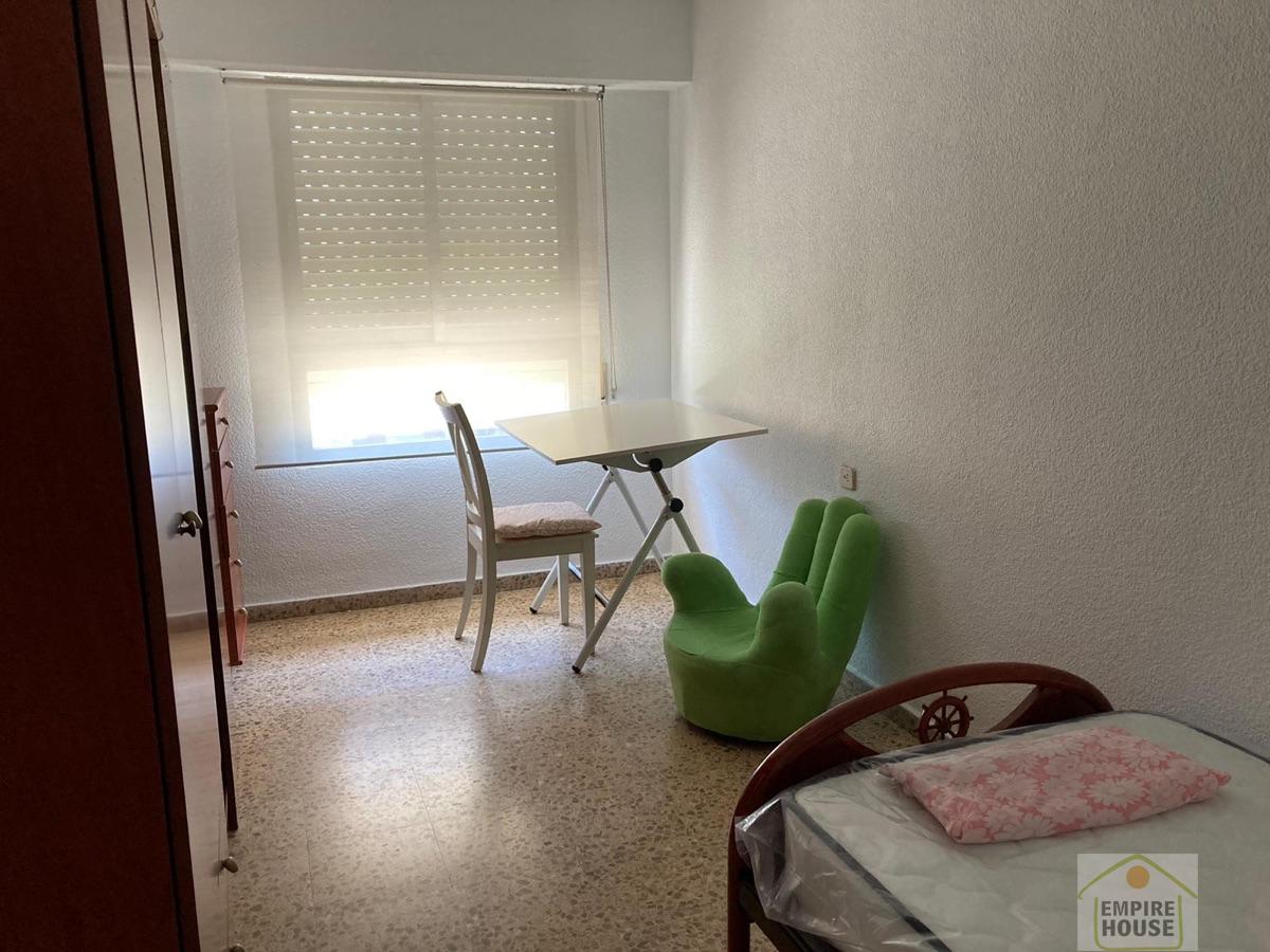 For rent of flat in Valencia