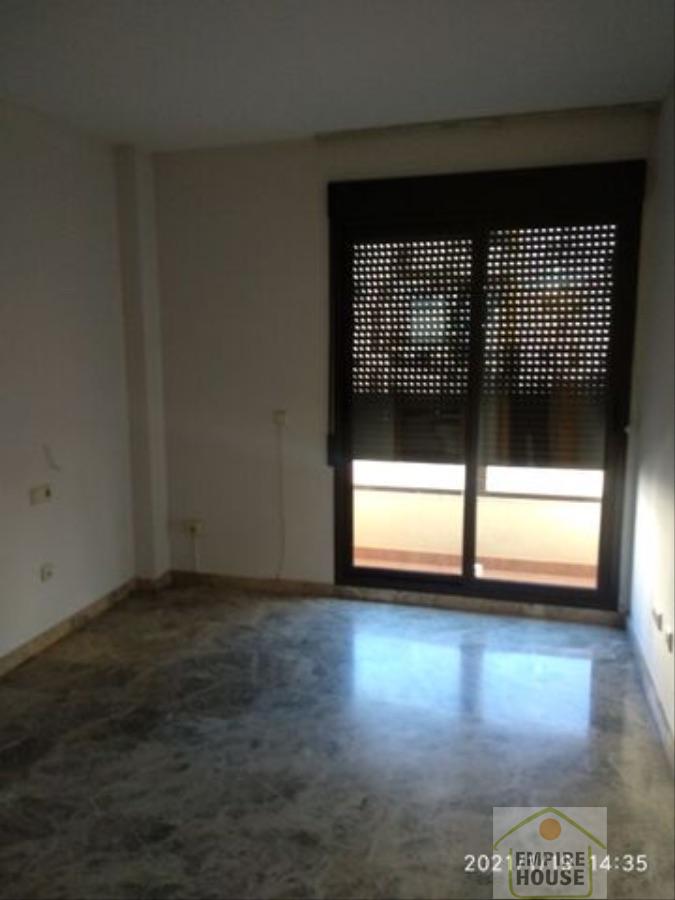 For rent of flat in Valencia