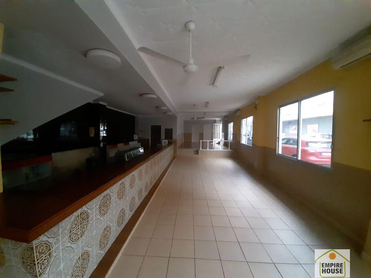 For sale of commercial in Alberic