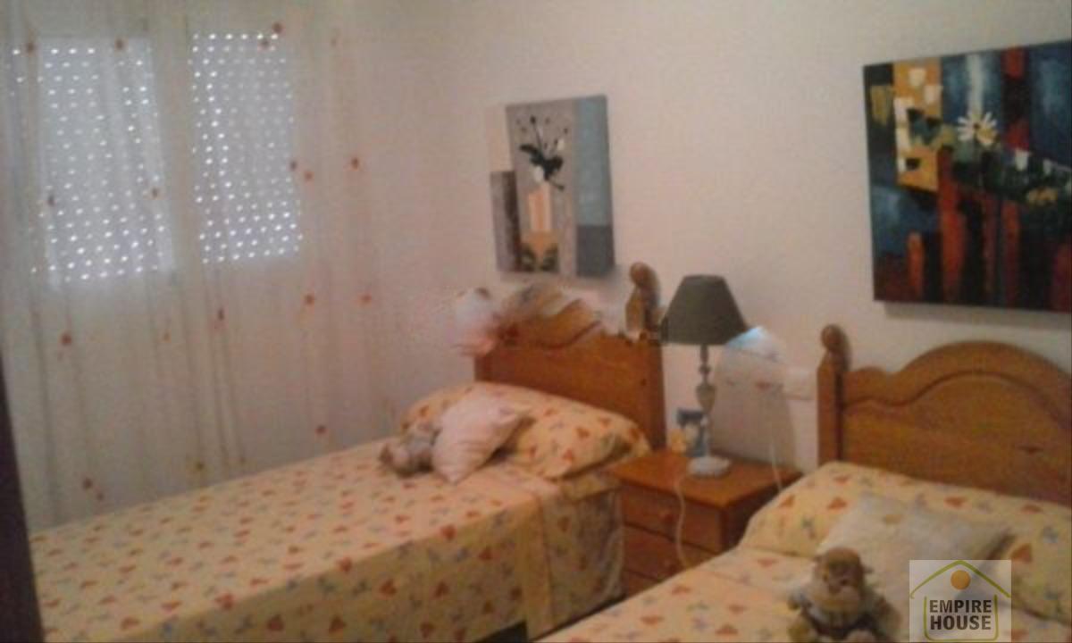 For rent of flat in Canet d En Berenguer