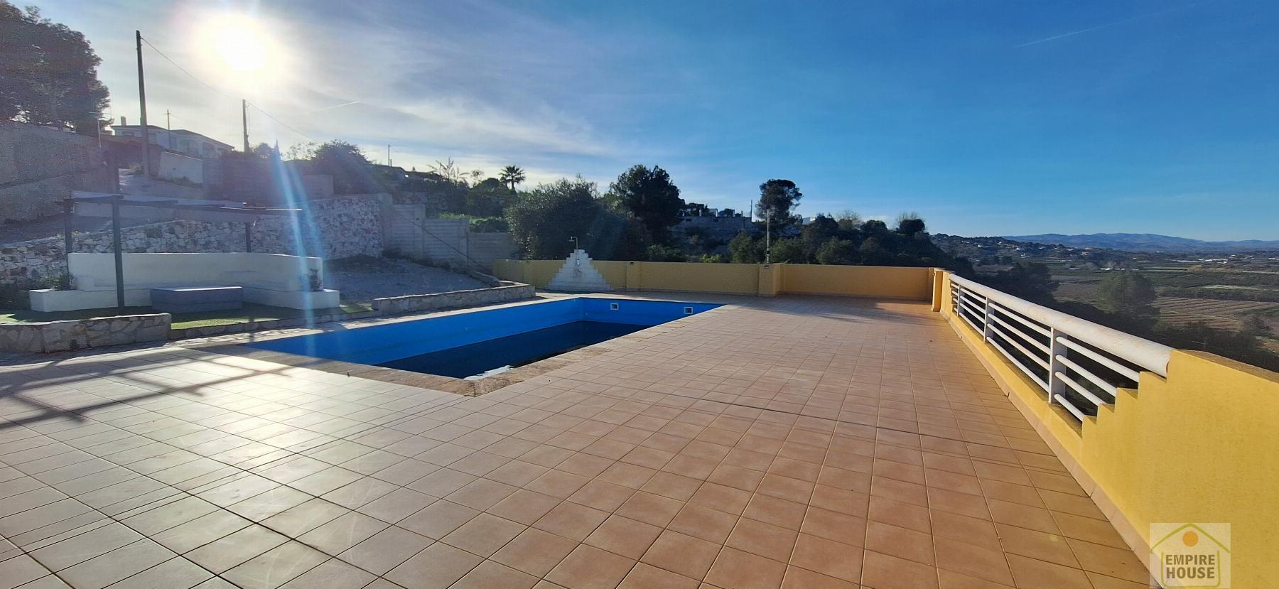 For sale of chalet in Alberic