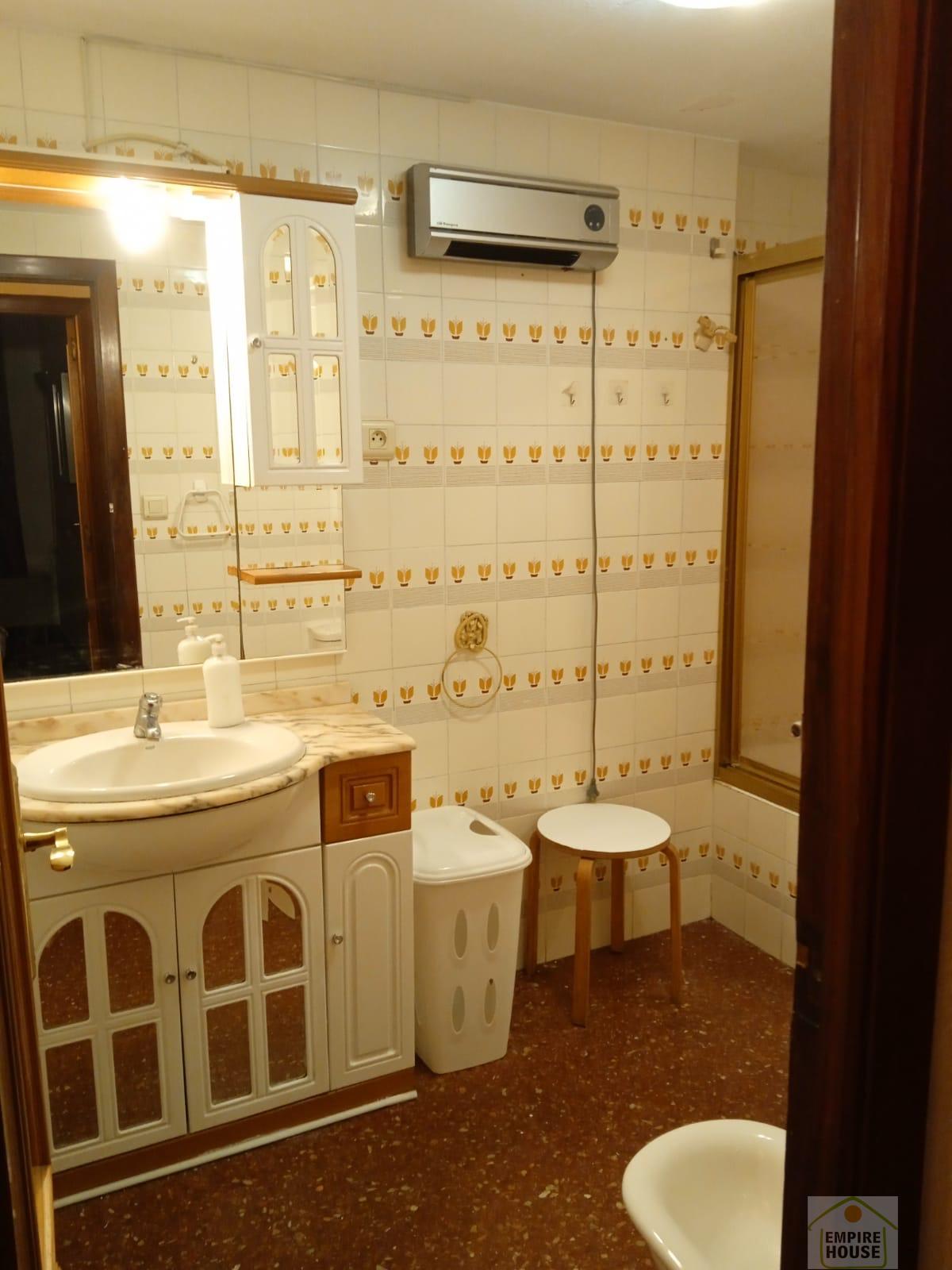 For rent of flat in Valencia