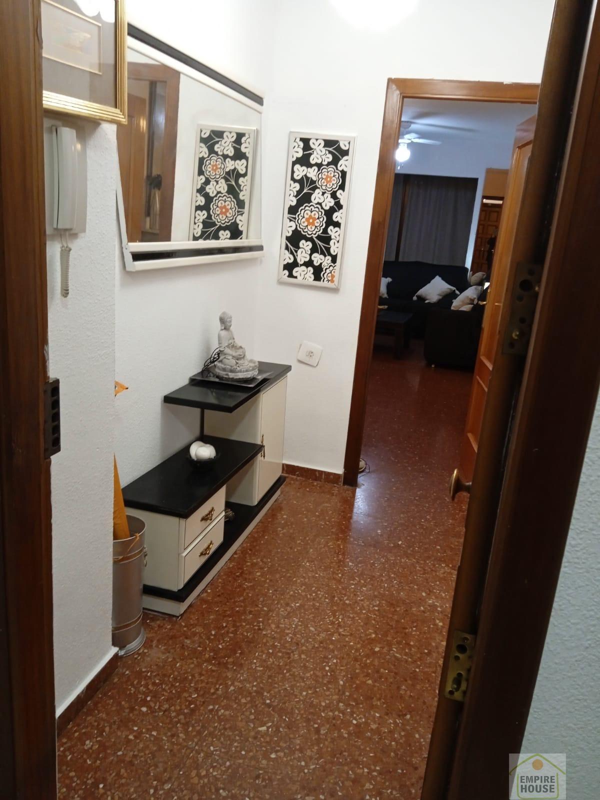 For rent of flat in Valencia