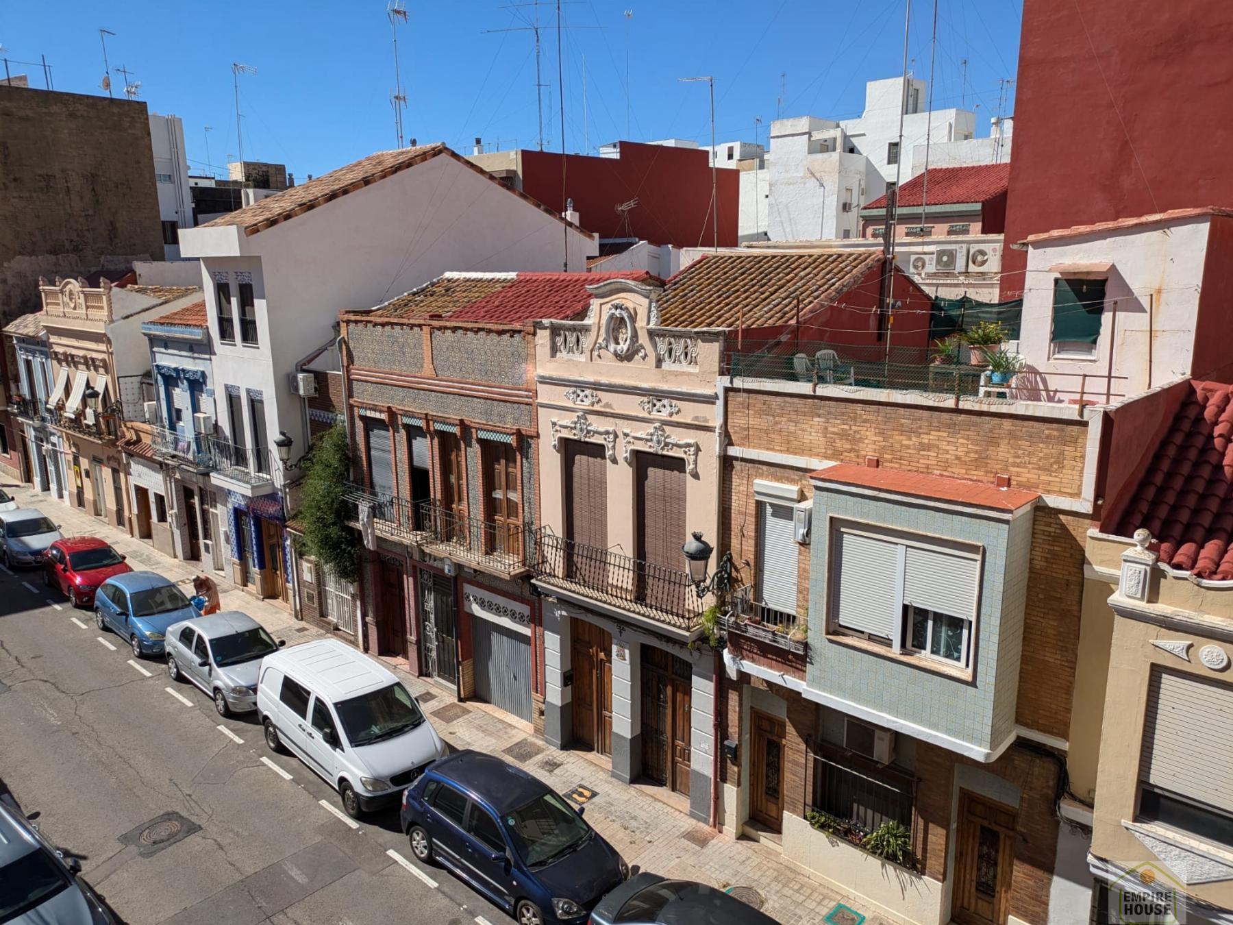 For rent of flat in Valencia