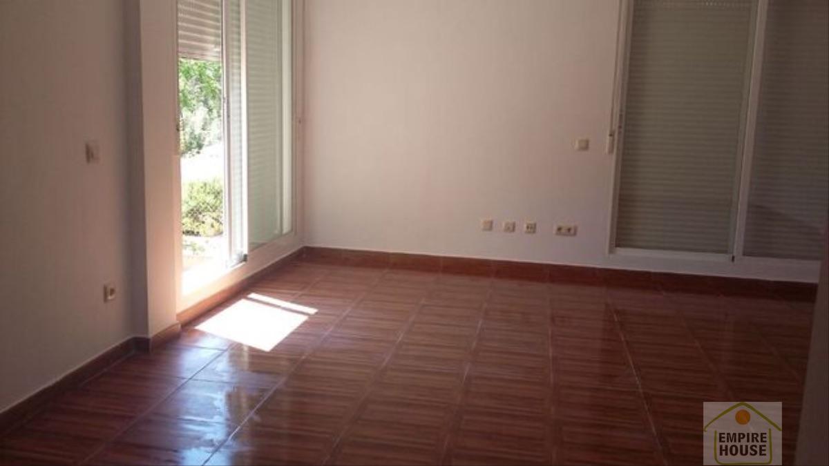 For rent of chalet in Serra