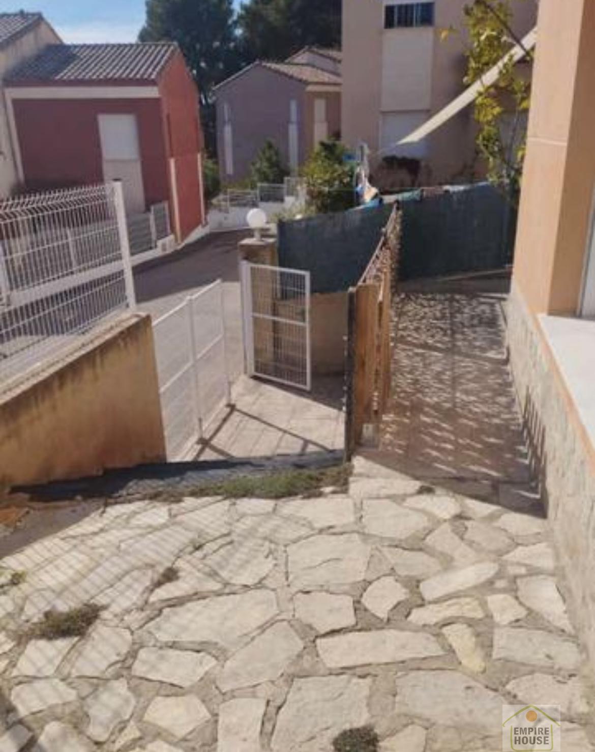 For rent of chalet in Serra