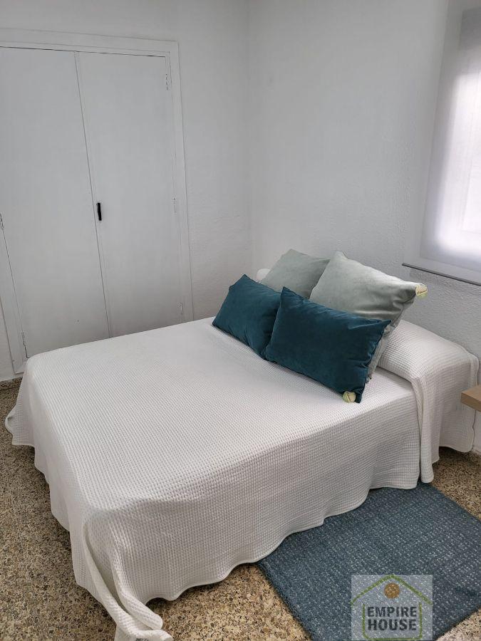 For rent of flat in Valencia