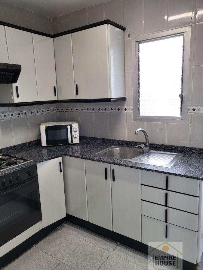 For rent of flat in Valencia