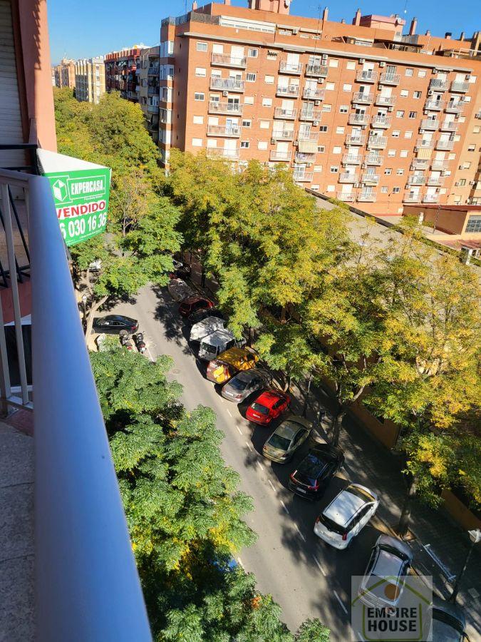 For rent of flat in Valencia