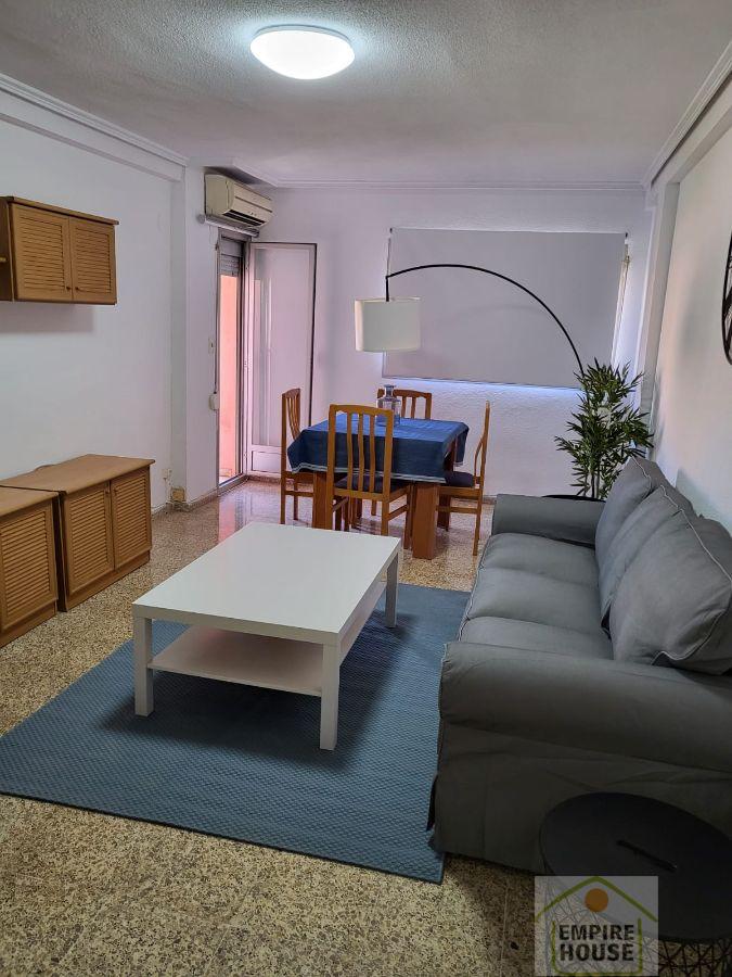 For rent of flat in Valencia