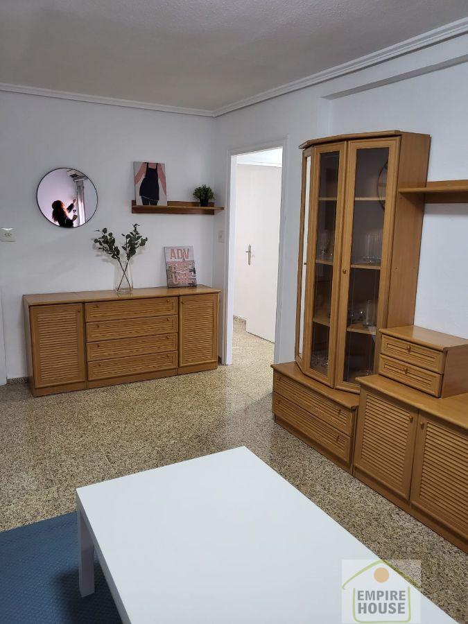 For rent of flat in Valencia