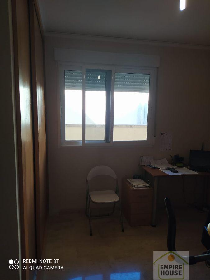 For sale of flat in Alzira