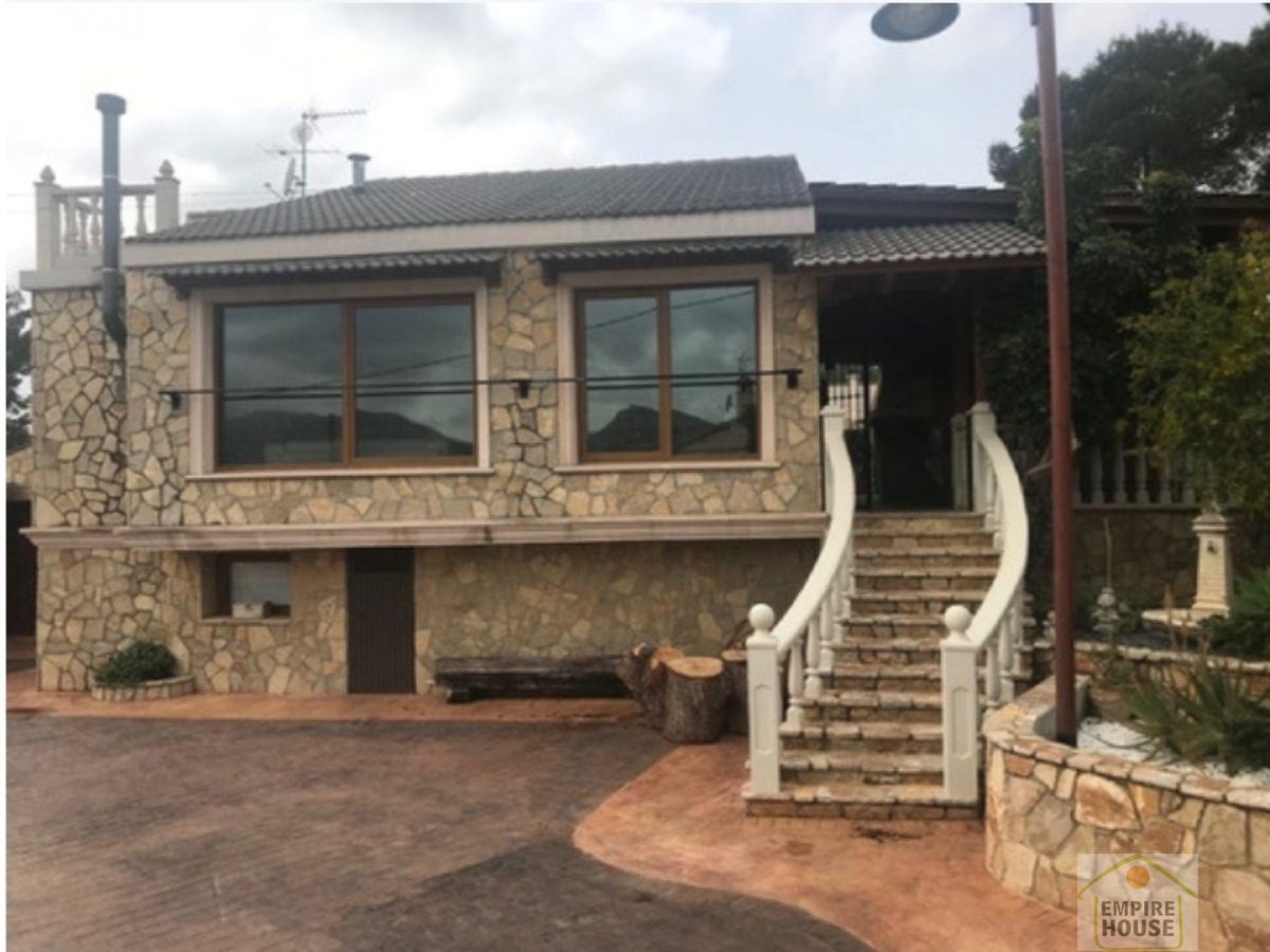 For rent of chalet in Alzira