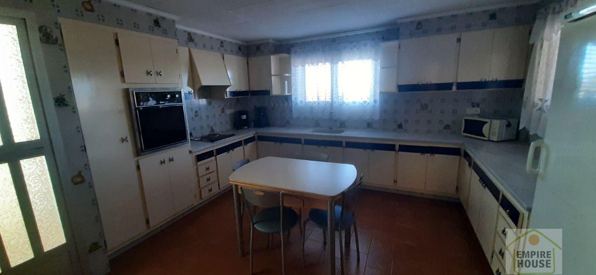 For sale of chalet in Alzira