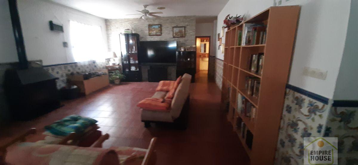 For sale of chalet in Alzira