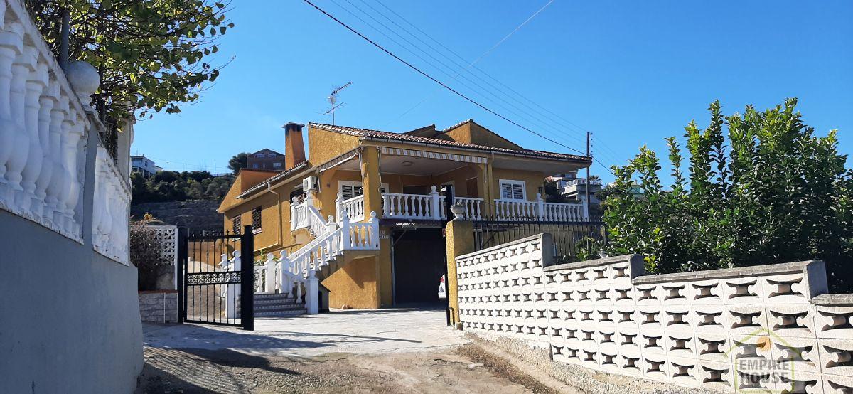 For sale of chalet in Alzira