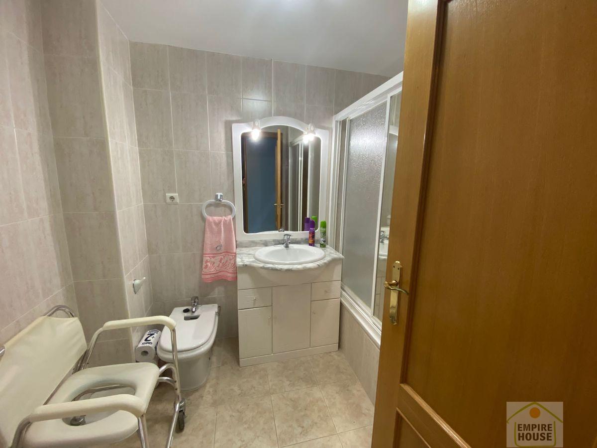 For sale of flat in Alzira