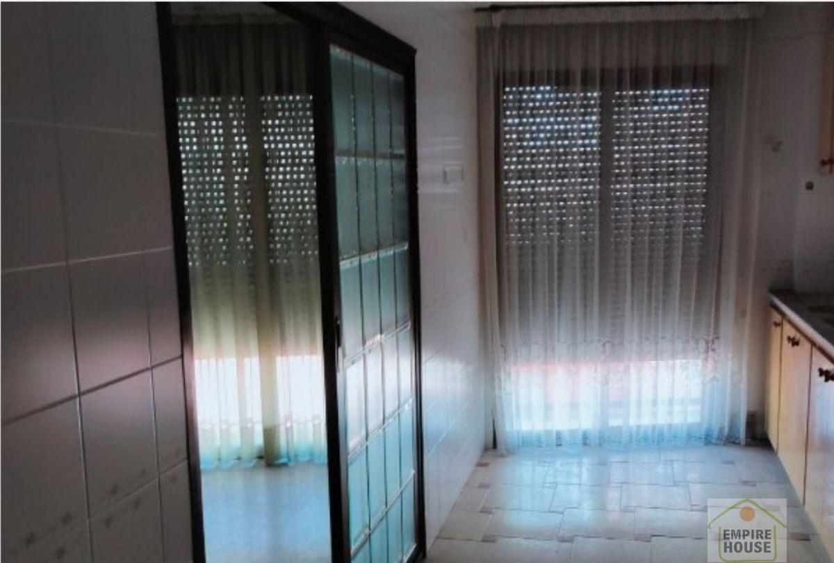 For sale of flat in Carcaixent