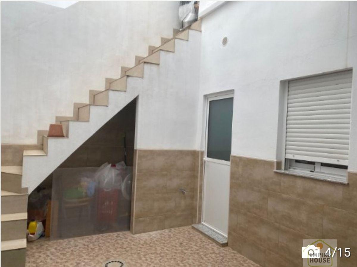 For sale of house in Carcaixent