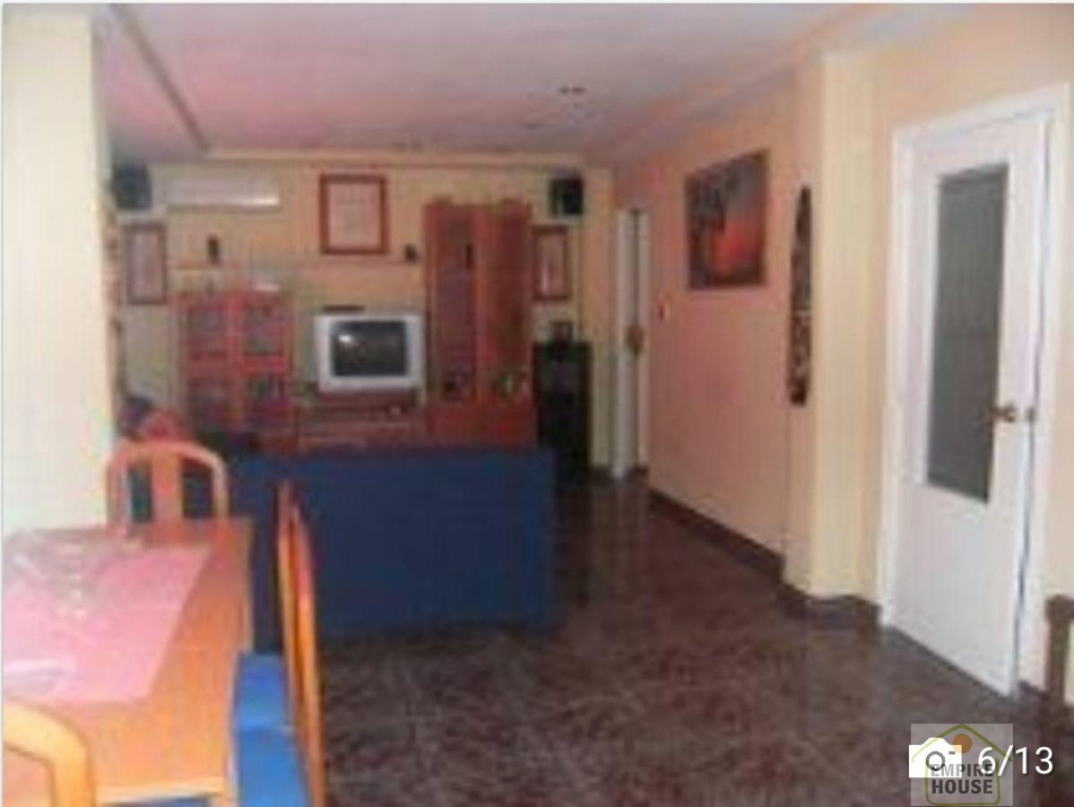 For sale of flat in Algemesí