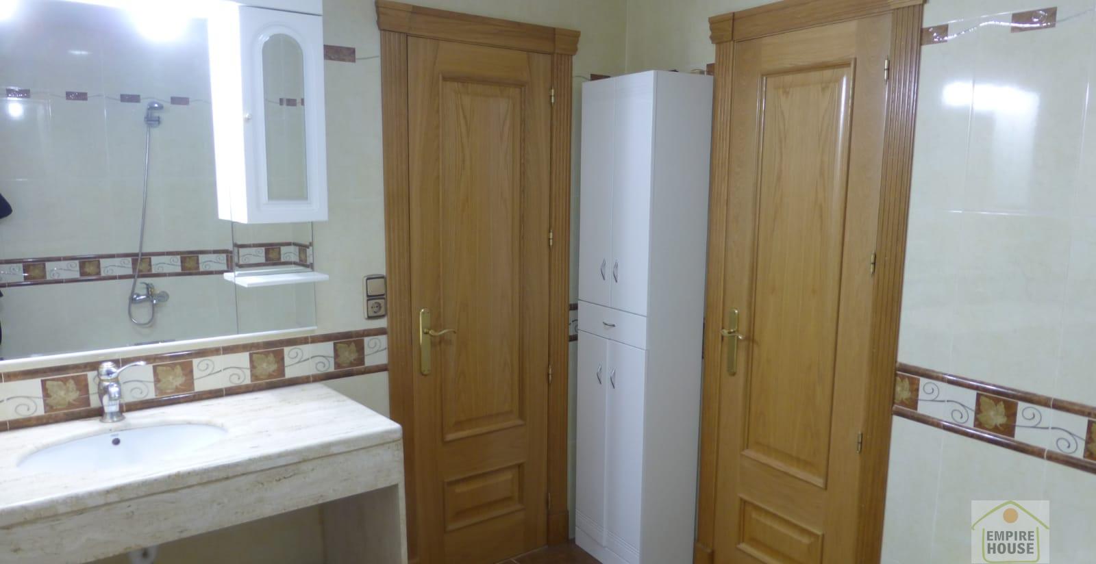 For sale of flat in Algemesí