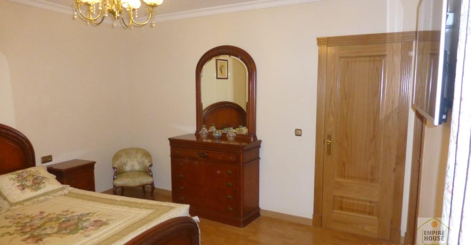 For sale of flat in Algemesí