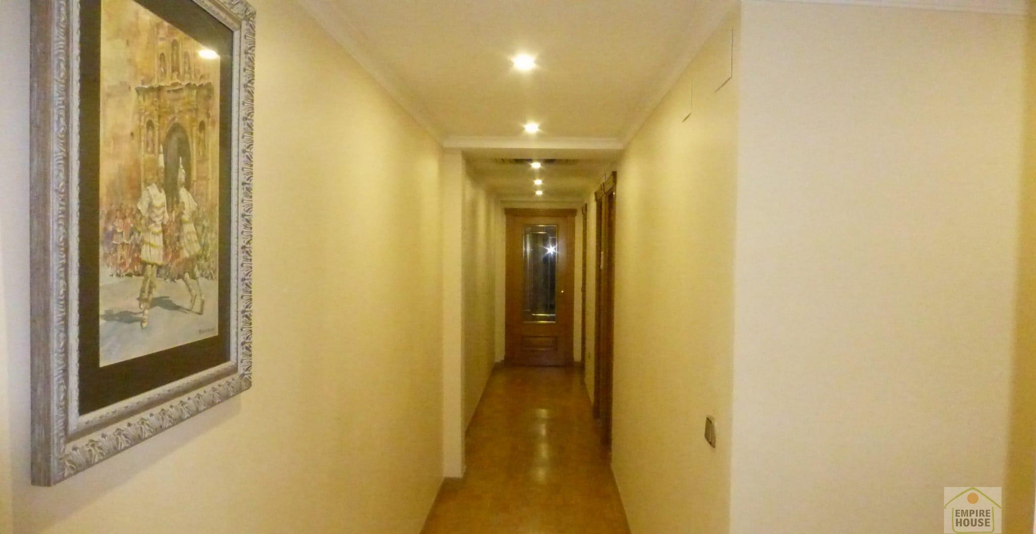 For sale of flat in Algemesí