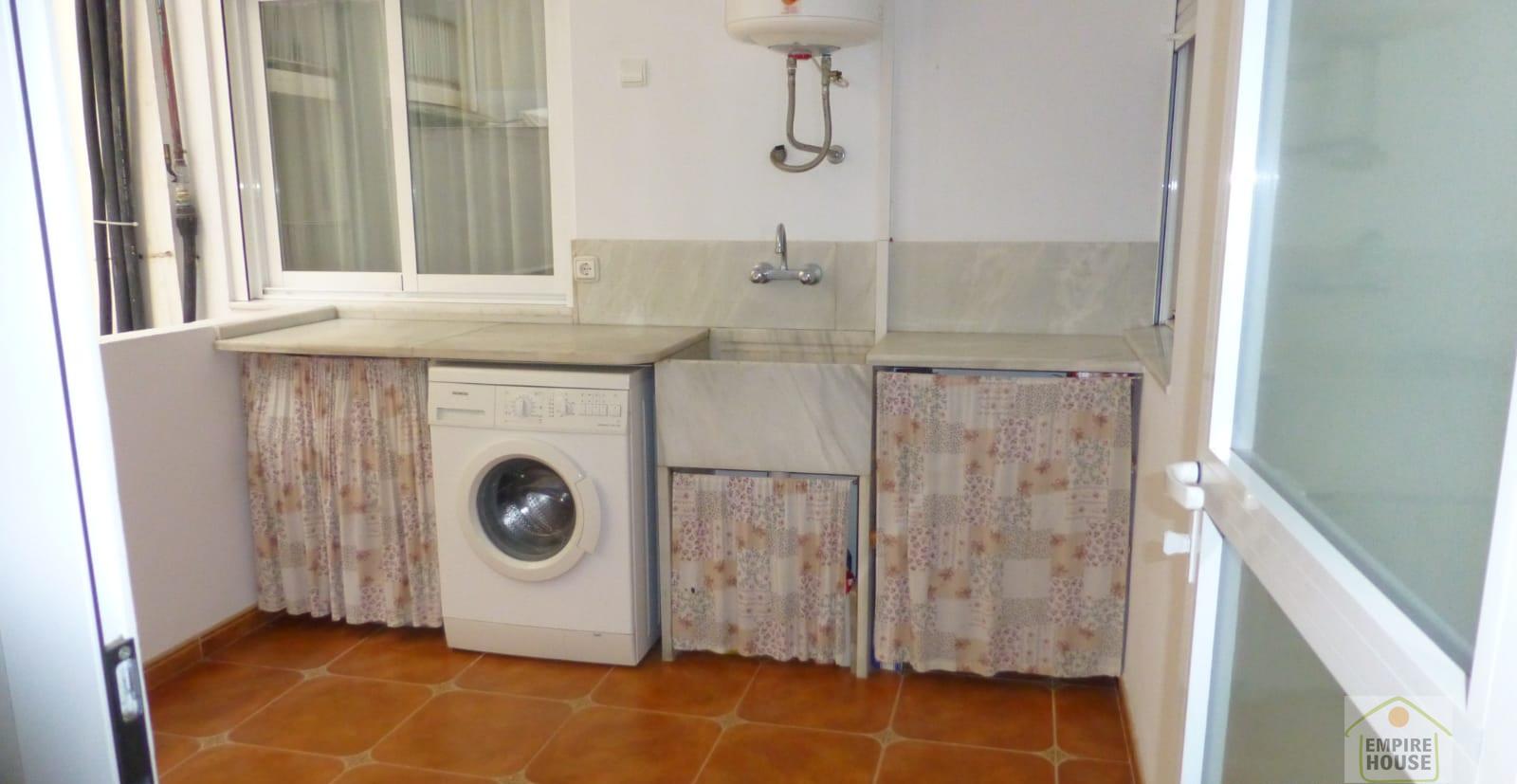 For sale of flat in Algemesí