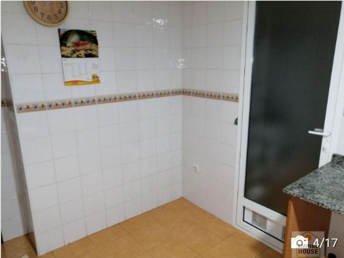 For sale of flat in Algemesí