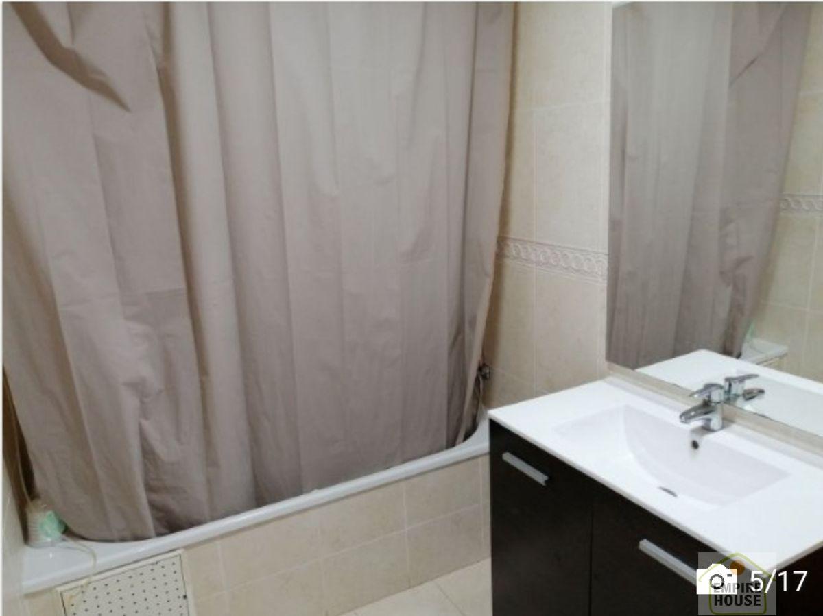 For sale of flat in Algemesí