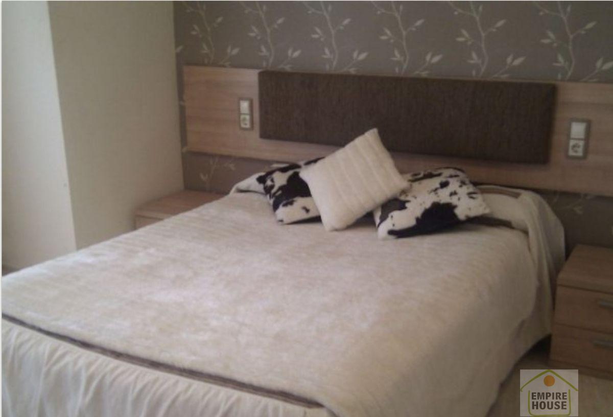 For sale of flat in Algemesí