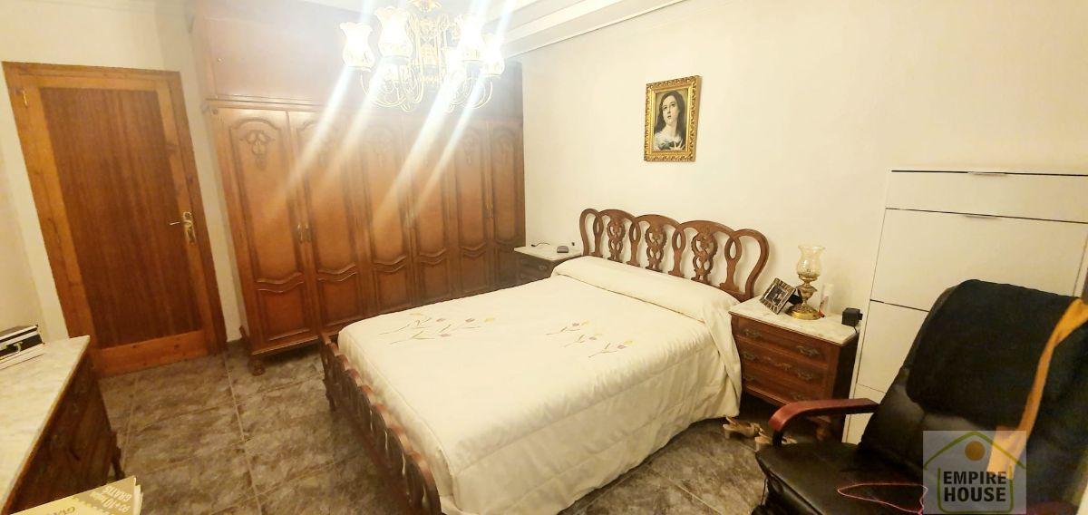 For sale of flat in Algemesí