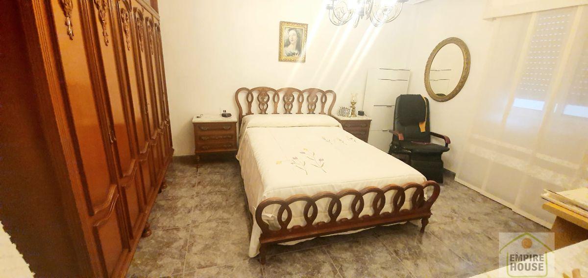For sale of flat in Algemesí