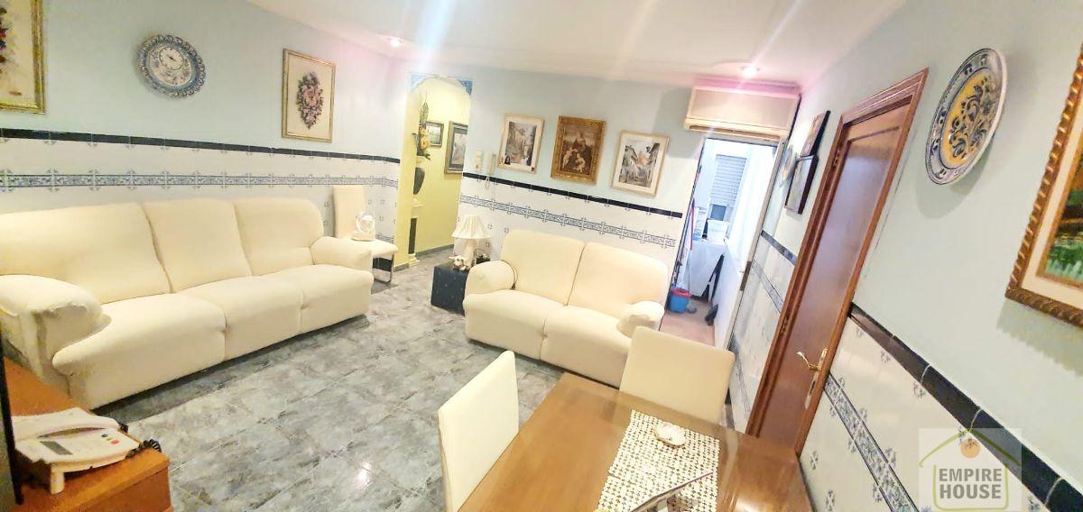 For sale of flat in Algemesí