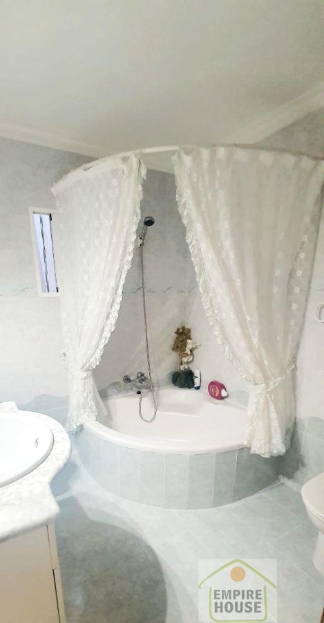 For sale of flat in Algemesí