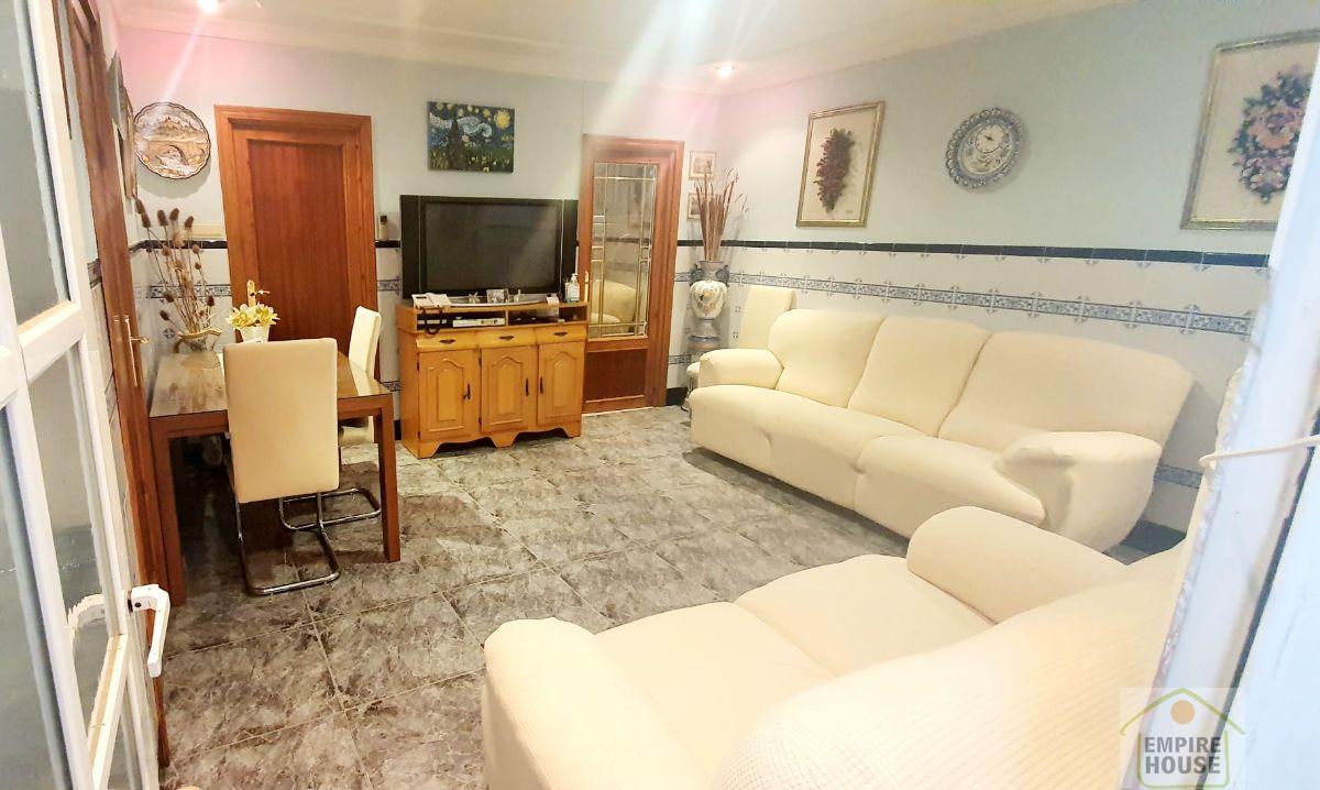 For sale of flat in Algemesí