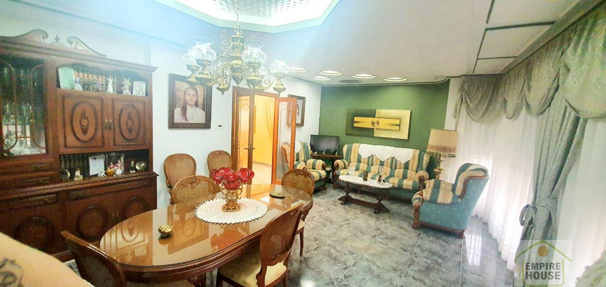 For sale of flat in Algemesí
